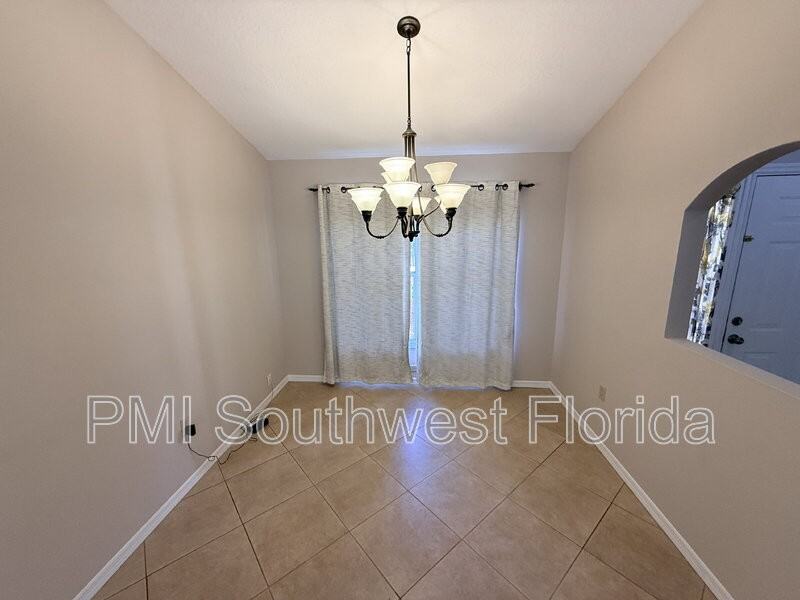 2164 Florida Ter - Photo 3 of 26