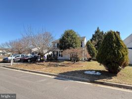 featured image of 13025 Gershwin Way