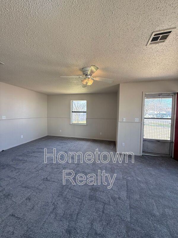 5 W Farrall - Photo 2 of 15