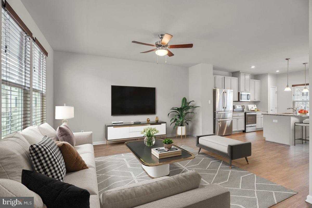 2 Kohlmyer Dr - Photo 2 of 19