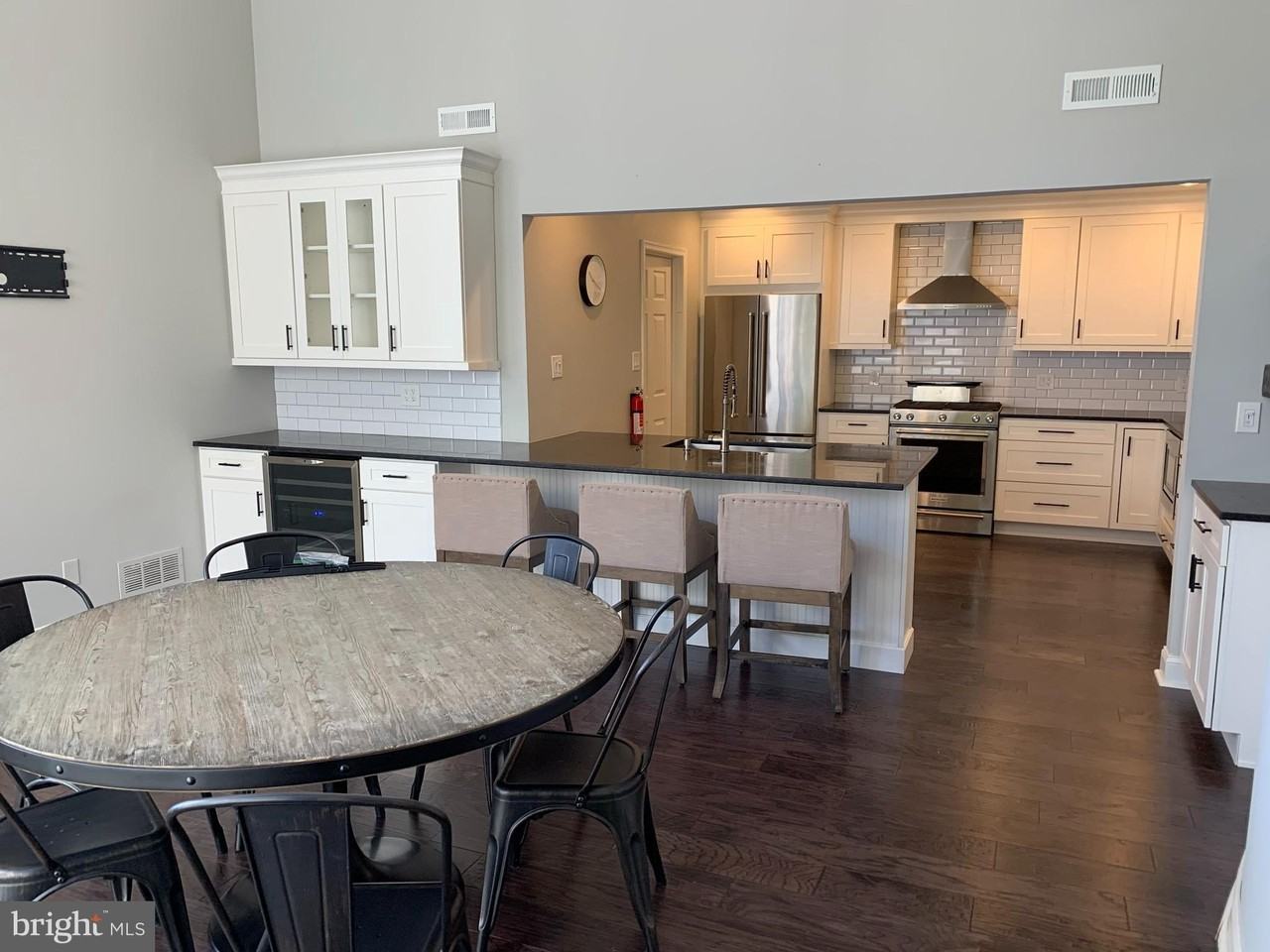 804 Champlain Dr - Photo 6 of 13