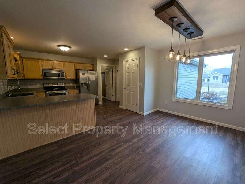 14933 Towne Gardens Dr - Photo 5 of 28