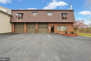 featured image of 1613 Shoey Rd Unit Apt-A