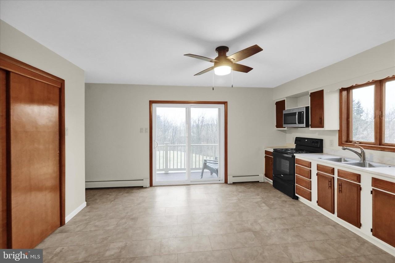 1613 Shoey Rd Unit Apt-A - Photo 2 of 17