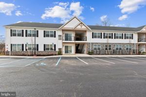 featured image of 905 Forest Ln Apt 5 #Apt 5