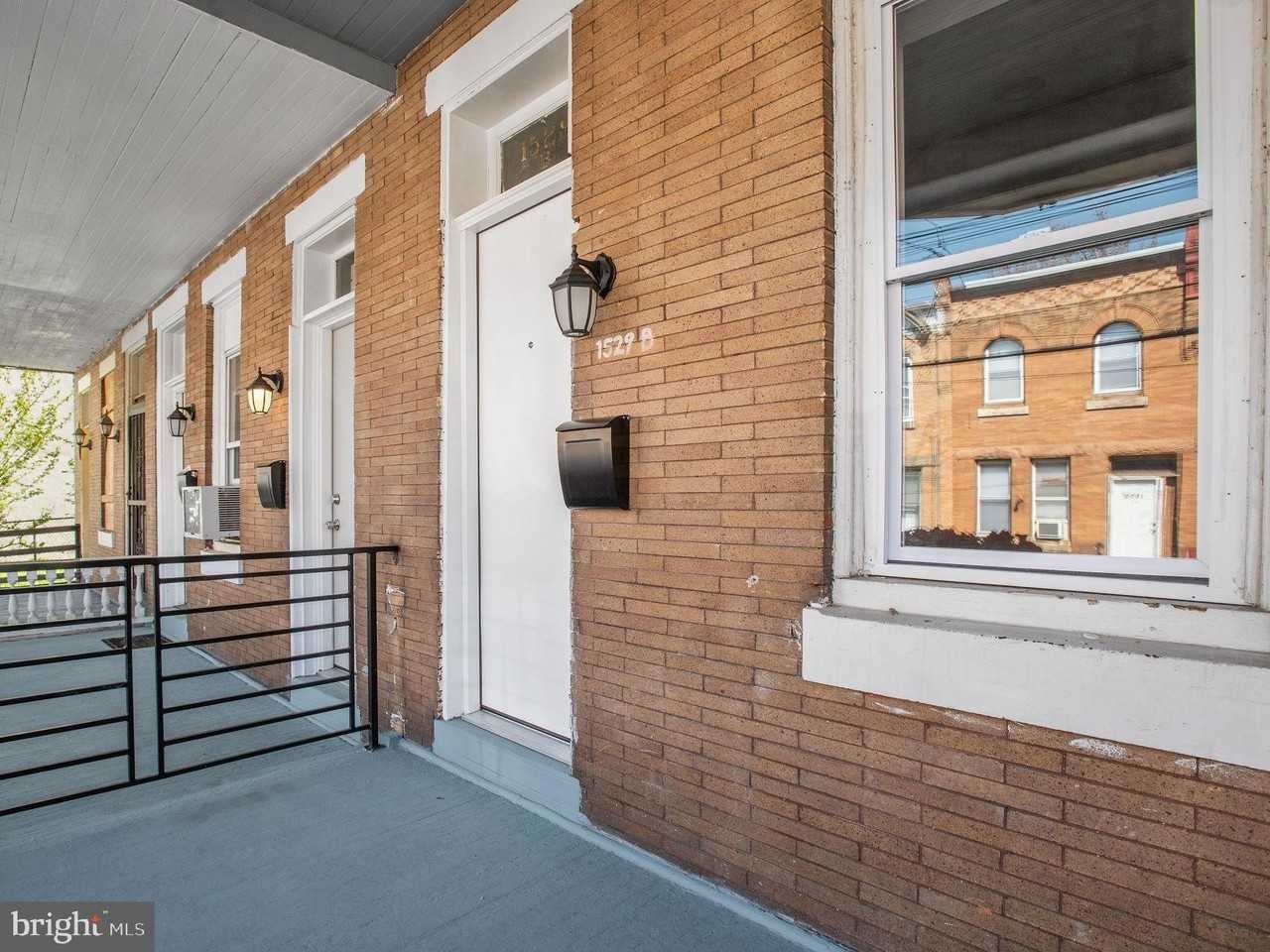 1529 N 28th St #2 - Photo 2 of 15