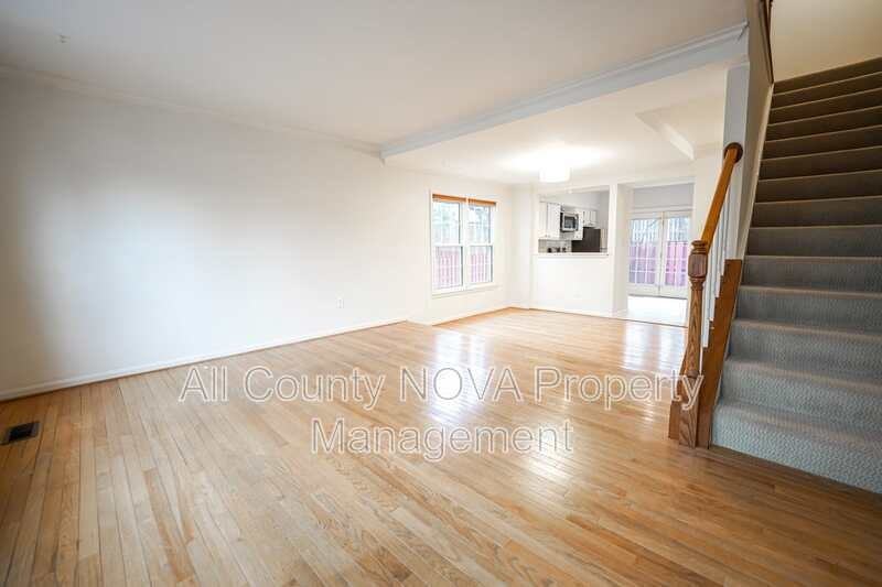 6150 Glen Eagles Ct #31 - Photo 4 of 25