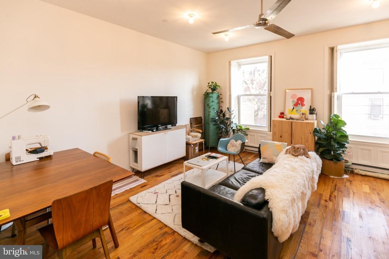 2106 E York St Apt 2 - Photo 3 of 14