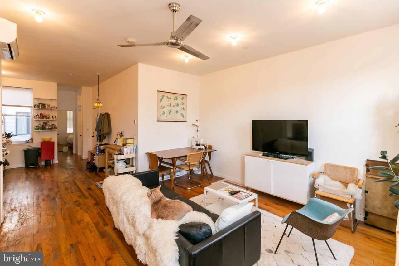 2106 E York St Apt 2 - Photo 4 of 14