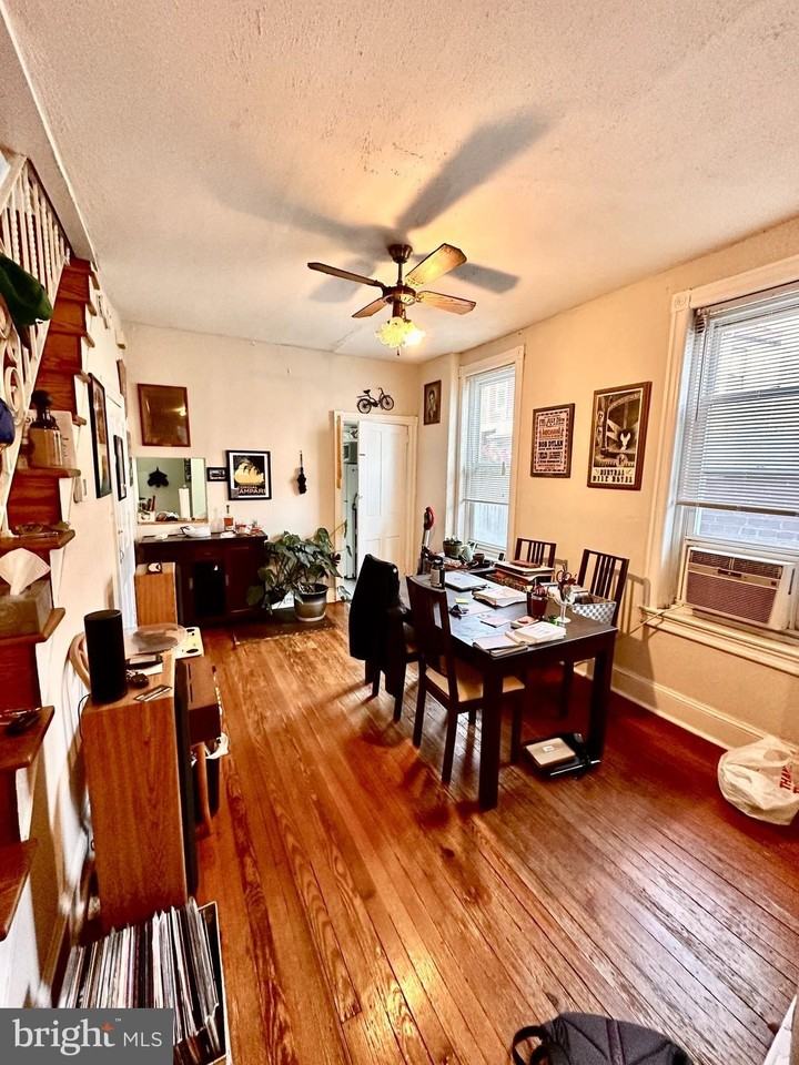 3337 Conrad St - Photo 4 of 11