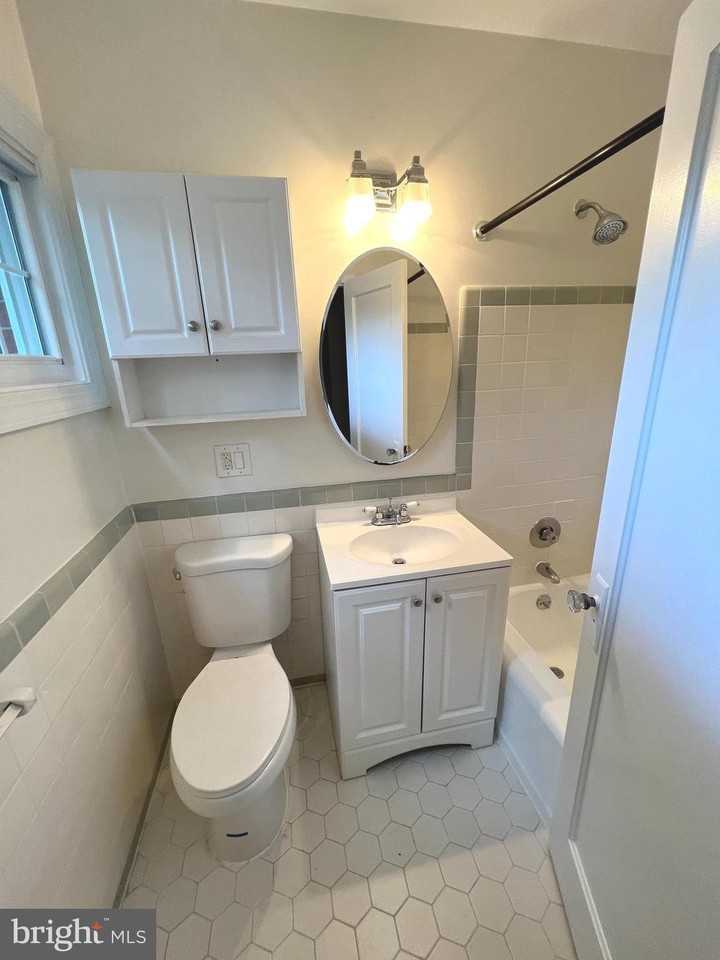 3134 Martha Custis Dr - Photo 5 of 31