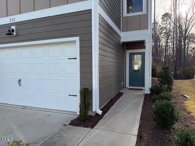 212 Brook Farm Ln - Photo 2 of 23