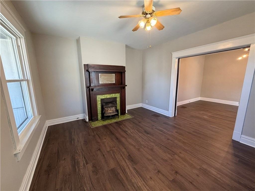 139 Park Ave #1-2 - Photo 4 of 23