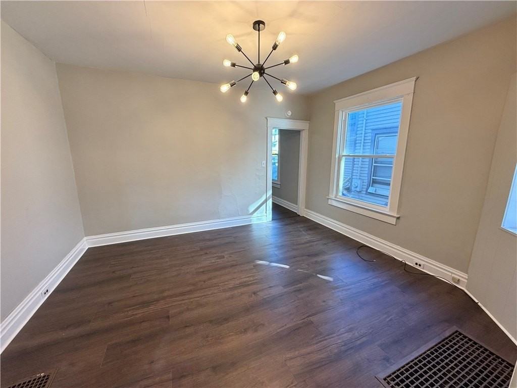 139 Park Ave #1-2 - Photo 6 of 23