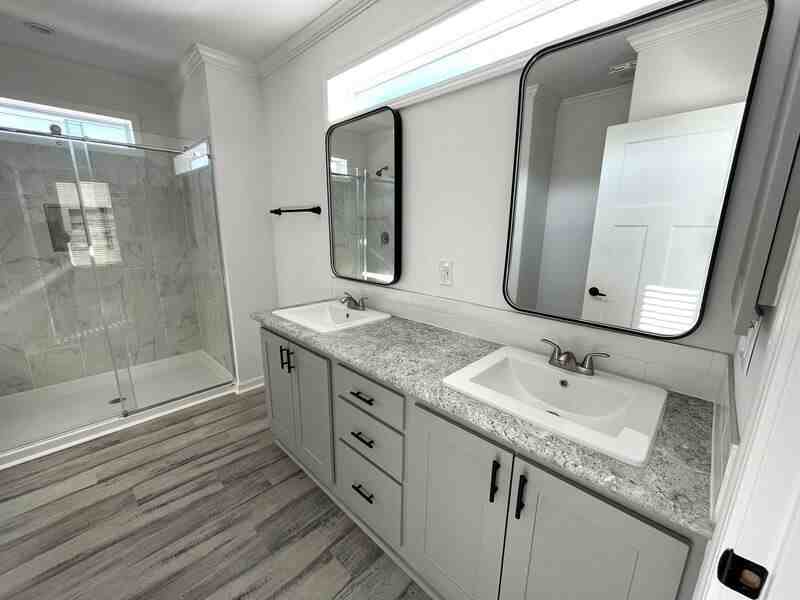 1005 Mayapple Ln - Photo 3 of 33