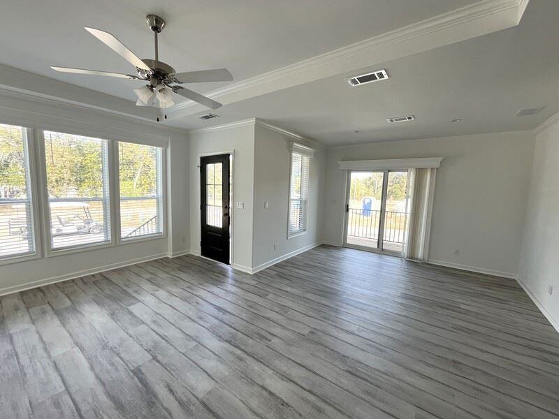 1005 Mayapple Ln - Photo 7 of 33