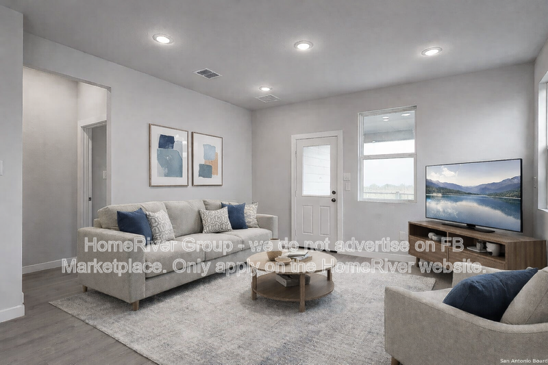 4314 Clarisse St - Photo 3 of 38