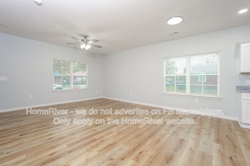 1025 Richland St - Photo 4 of 19