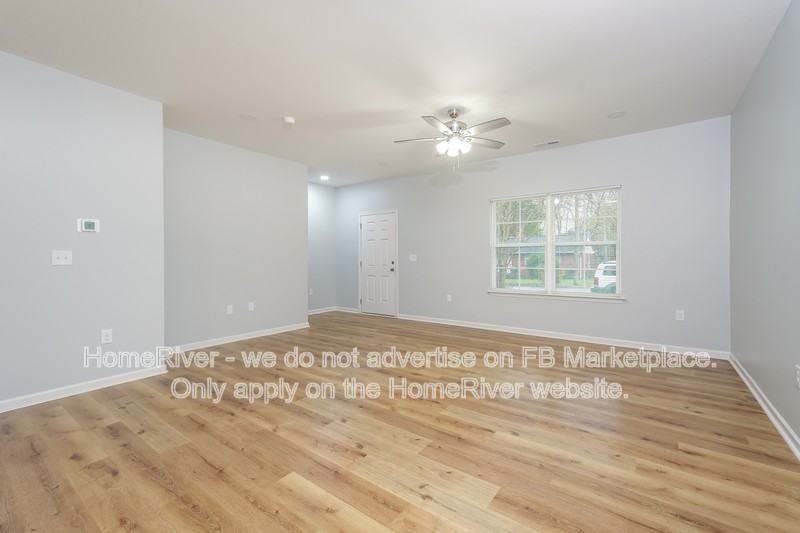 1025 Richland St - Photo 5 of 19