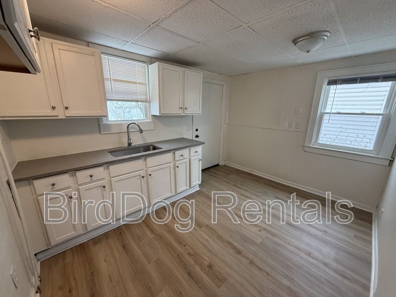 1295 Lockbourne Rd - Photo 7 of 15