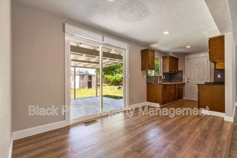 404 Mountain View Dr - Photo 5 of 19