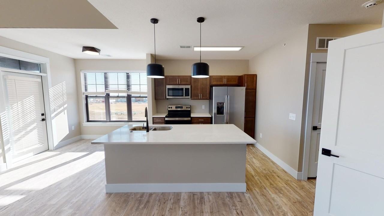 Element 30 Apartments - Photo 7 of 28