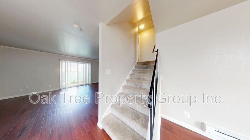 2371 Downer Ave - Photo 7 of 32