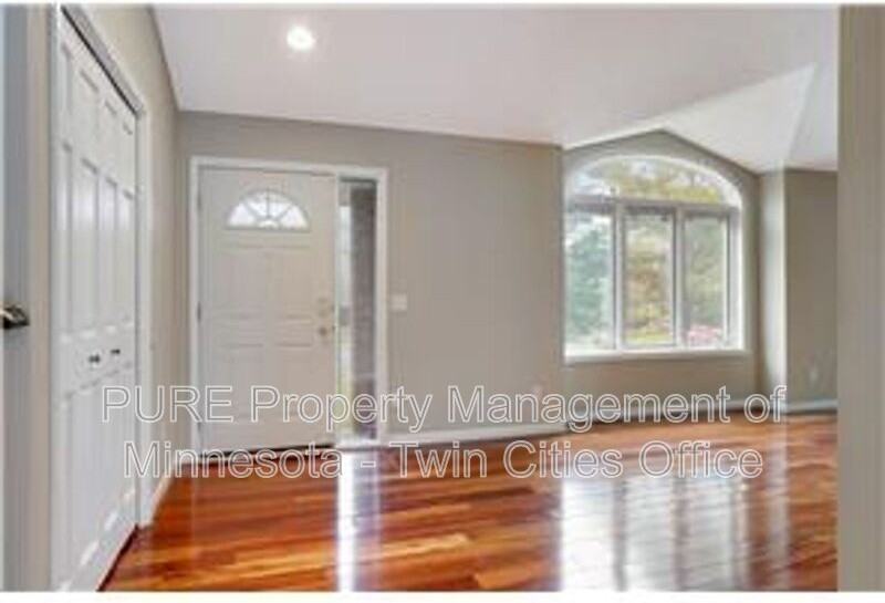 9994 Dunberry Cir - Photo 3 of 34