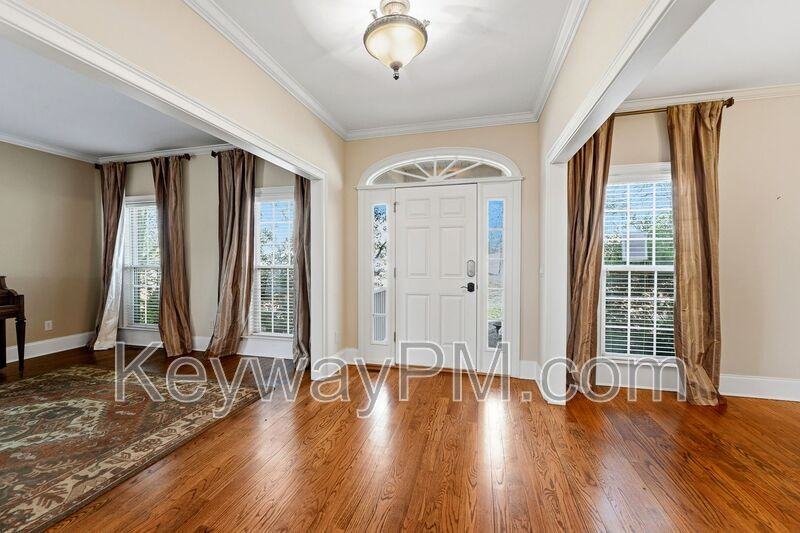 529 John Foxs Run - Photo 6 of 44