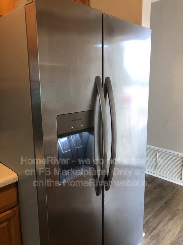 1016 Medallion Dr - Photo 5 of 33