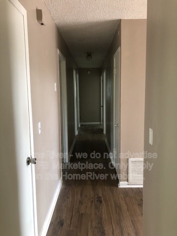1016 Medallion Dr - Photo 6 of 33