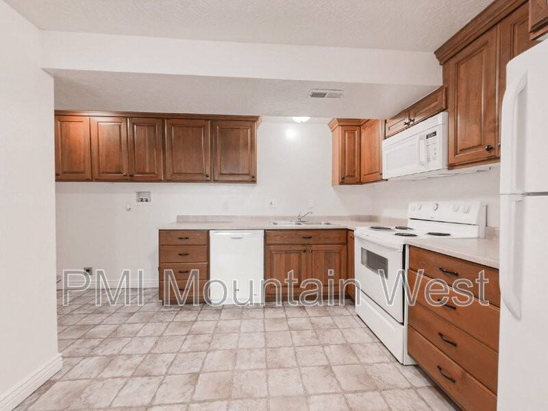 2007 Nevada Cir - Photo 4 of 15