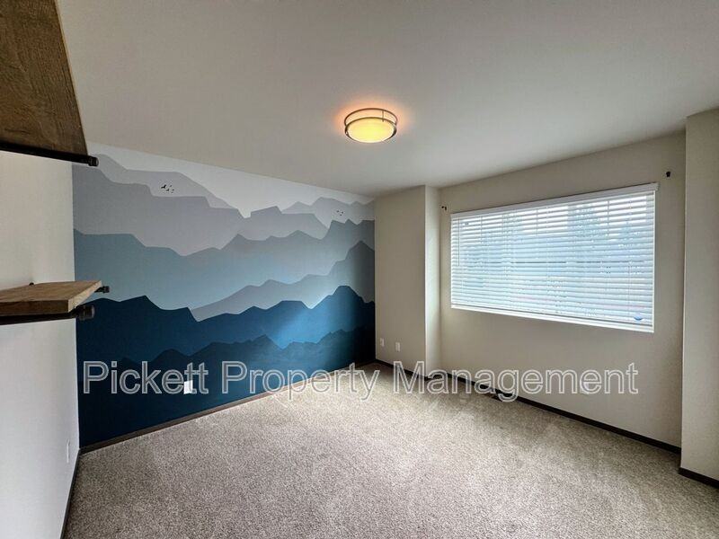 3530 Springbrook Ln - Photo 3 of 16