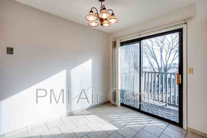 535 S Lulu Ave #203 - Photo 4 of 12