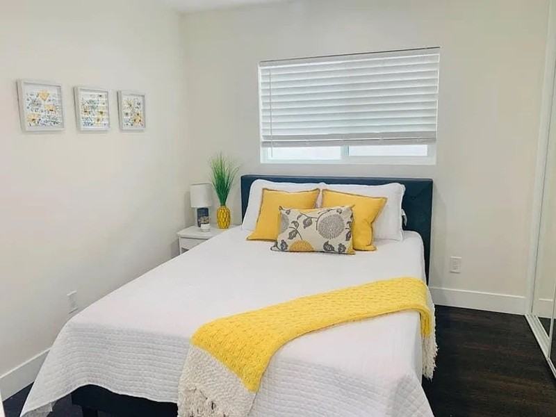 925 Opal St - Photo 7 of 14