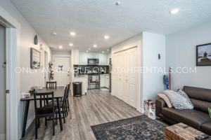 featured image of 850 N University Ave #WBD