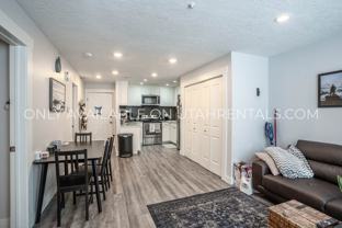 850 N University Ave #WBD - Photo 1 of 1