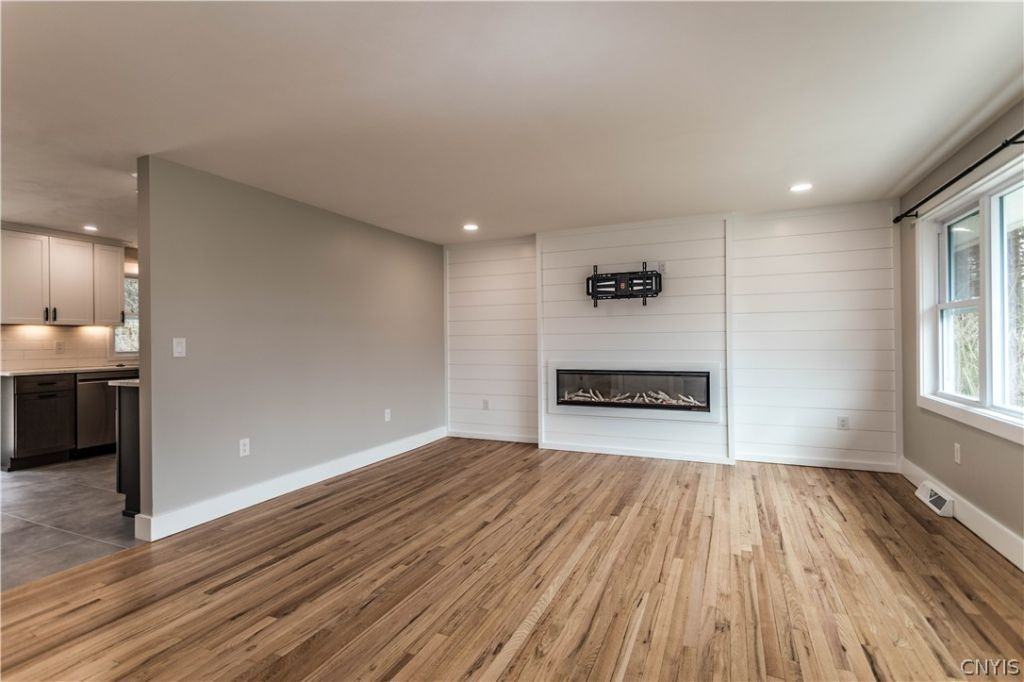 87 Brown St - Photo 6 of 30