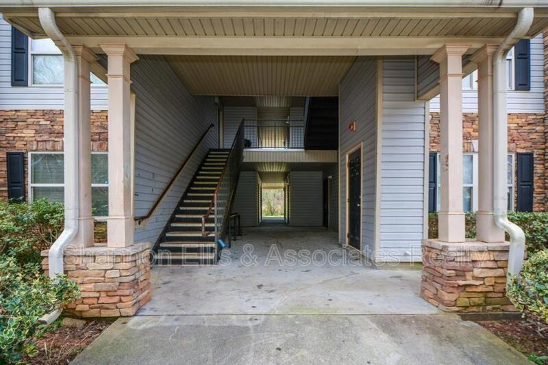 4101 Fairington Club Dr - Photo 3 of 19