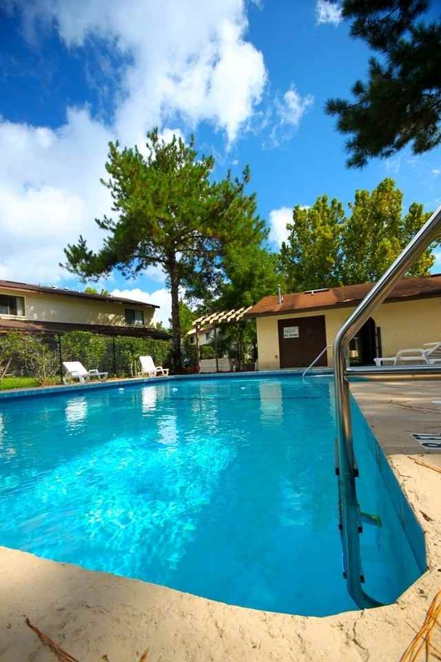 Casablanca West WFHI - Photo 3 of 12