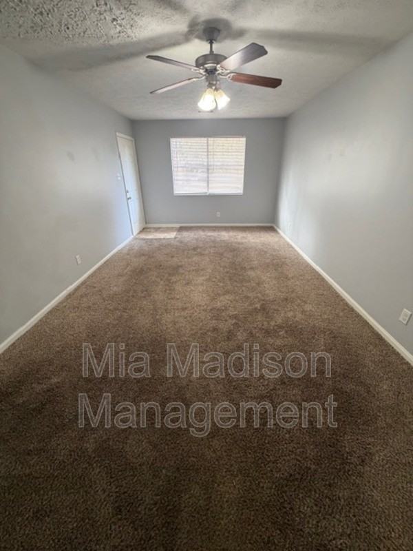 113 Ladonna Dr - Photo 3 of 10