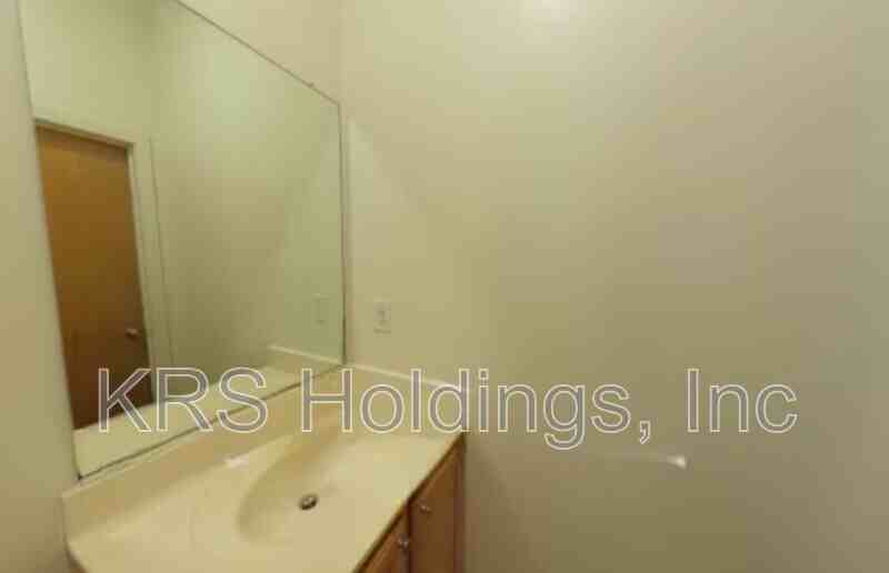 302 Goshen St - Photo 7 of 8