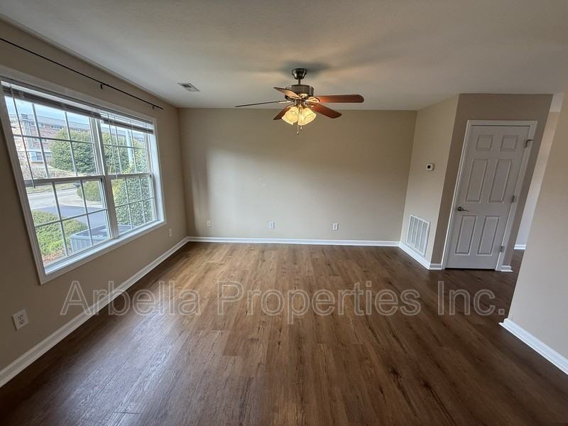 2121 S Greenwood Dr #900 - Photo 4 of 27