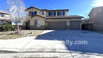 featured image of 13625 Larkspur Ct