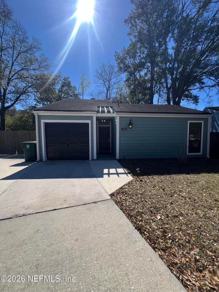 4928 Astoria Ct - Photo 2 of 14