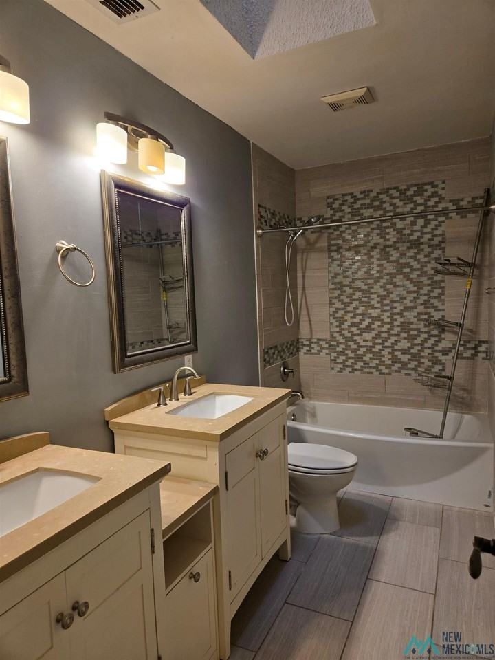 1544 Arbor Dr - Photo 5 of 12