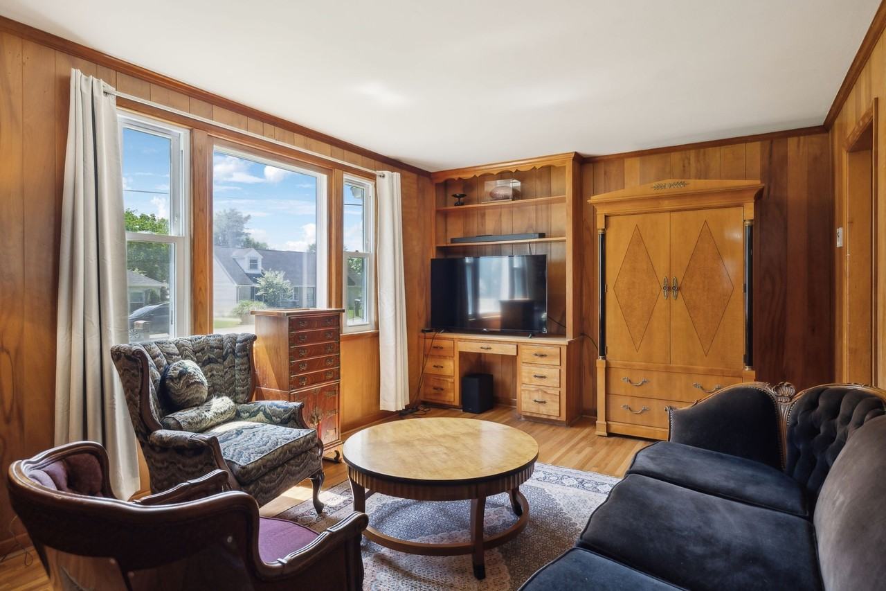 306 Elysian Fields Rd - Photo 2 of 7