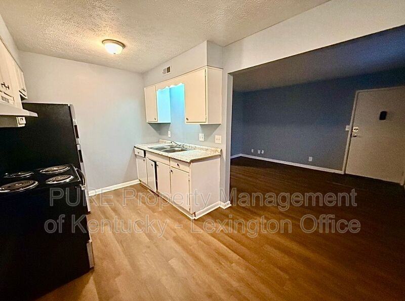 1517 Steadmantown Ln #2 - Photo 7 of 19