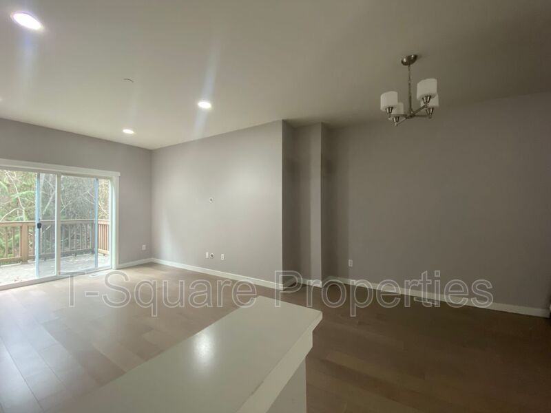 21236 11th Dr Se - Photo 3 of 18