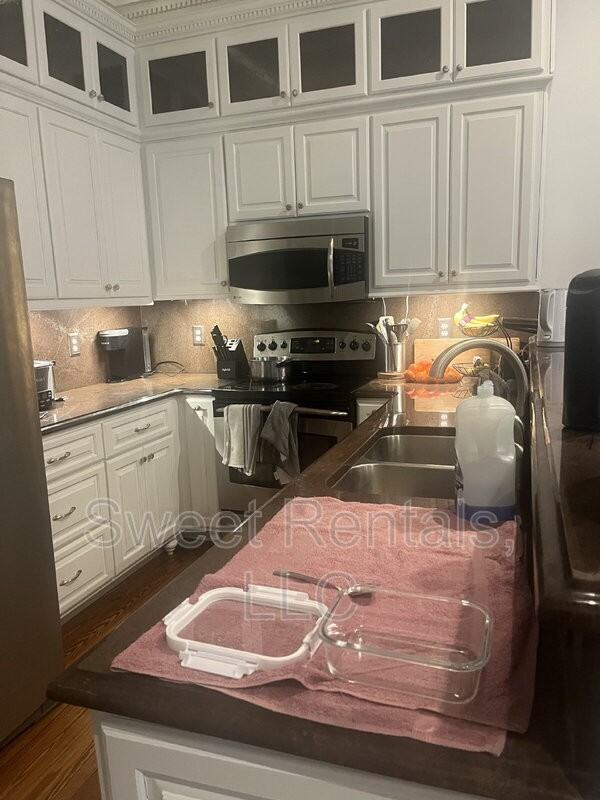 79 Society St #A - Photo 6 of 19